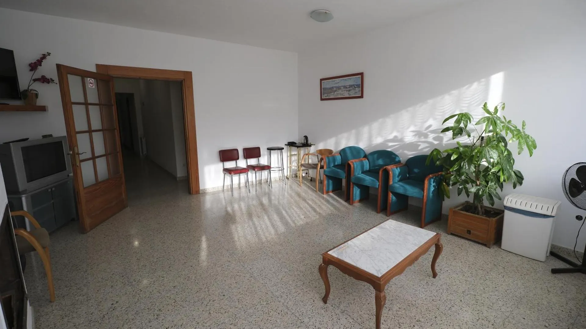 Guest house Pensio Fluvia Hotel Bascara Spain
