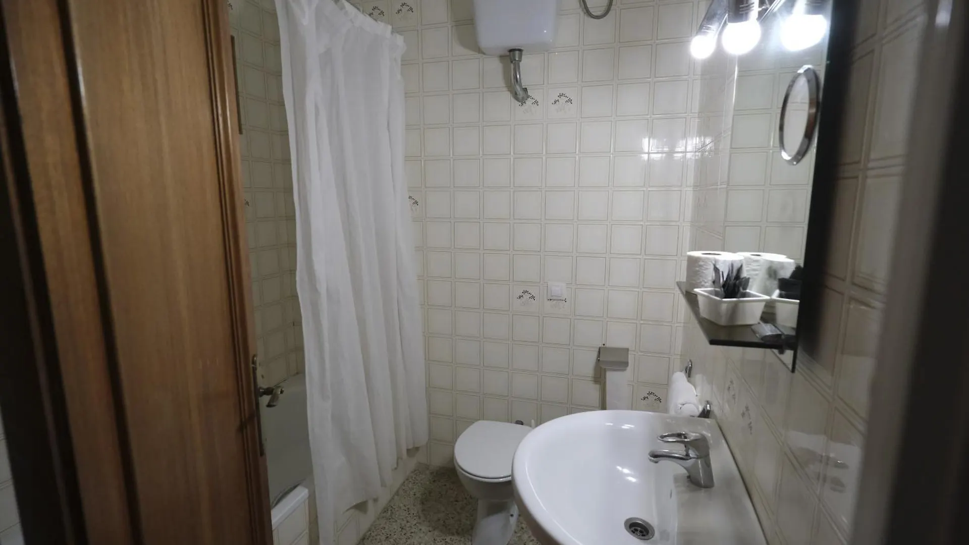 Guest house Pensio Fluvia Hotel Bascara