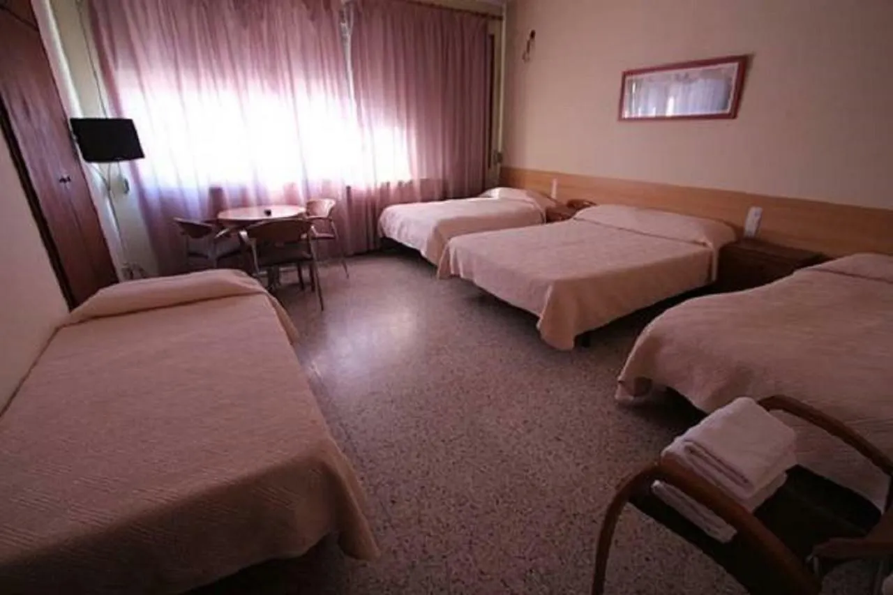 Pensio Fluvia Hotel Bascara 0*,  Spain