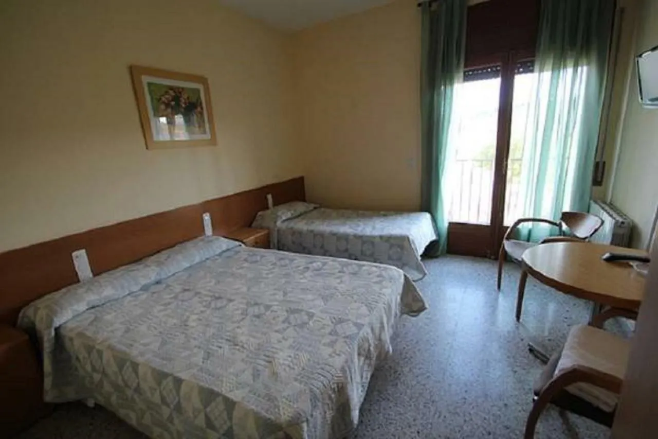 Pensio Fluvia Hotel Bascara 0*,