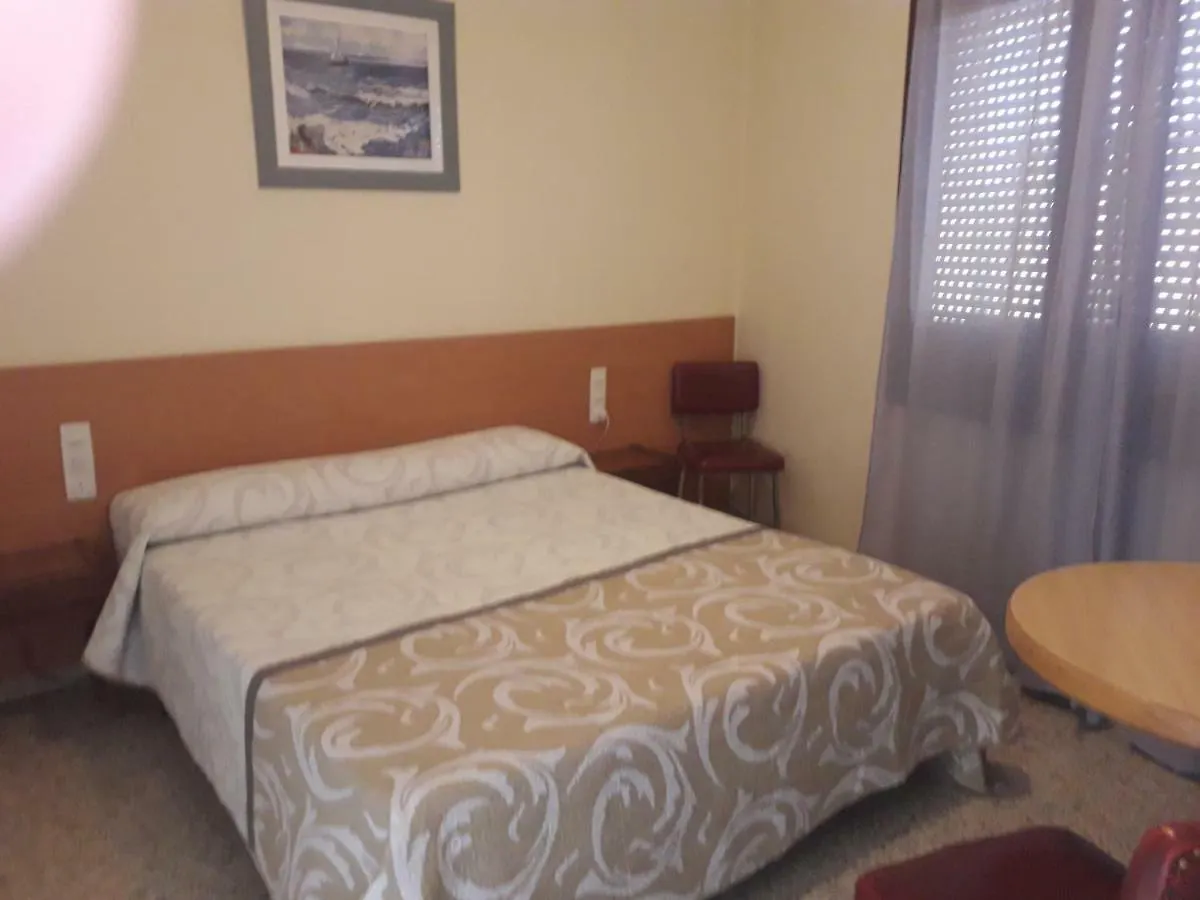 Pensio Fluvia Hotel Bascara Spain
