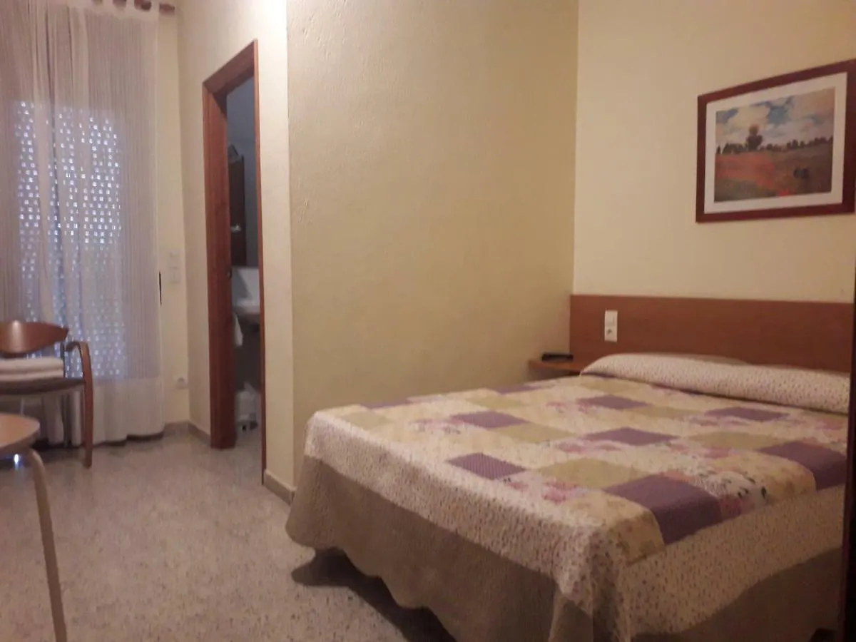 Pensio Fluvia Hotel Bascara Spain